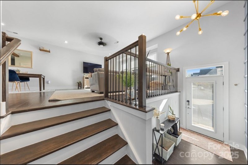 Property image 3 at 11039 Stetler Street, Charlotte, NC 28204