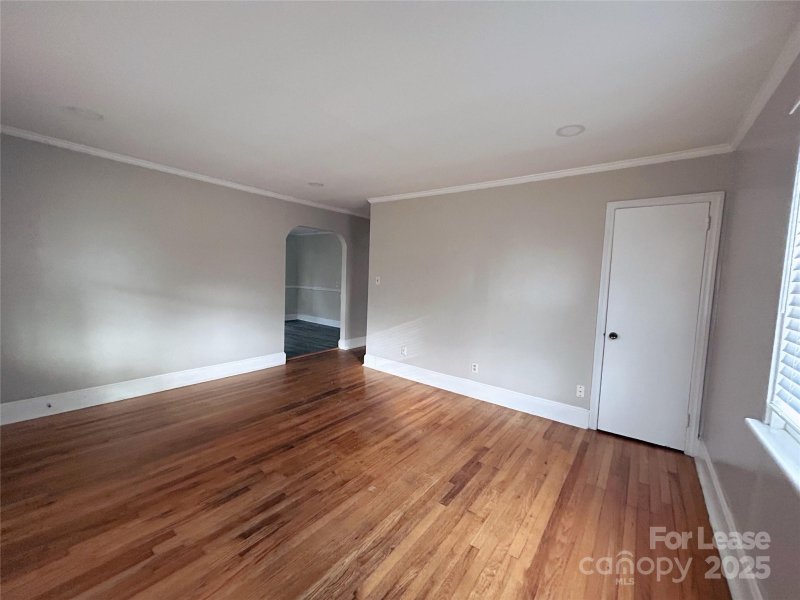 Property image 2 at 437 Northgate Avenue, Charlotte, NC 28209