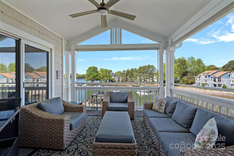 Property image 2 at 1211 Torrence Circle, Davidson, NC 28036