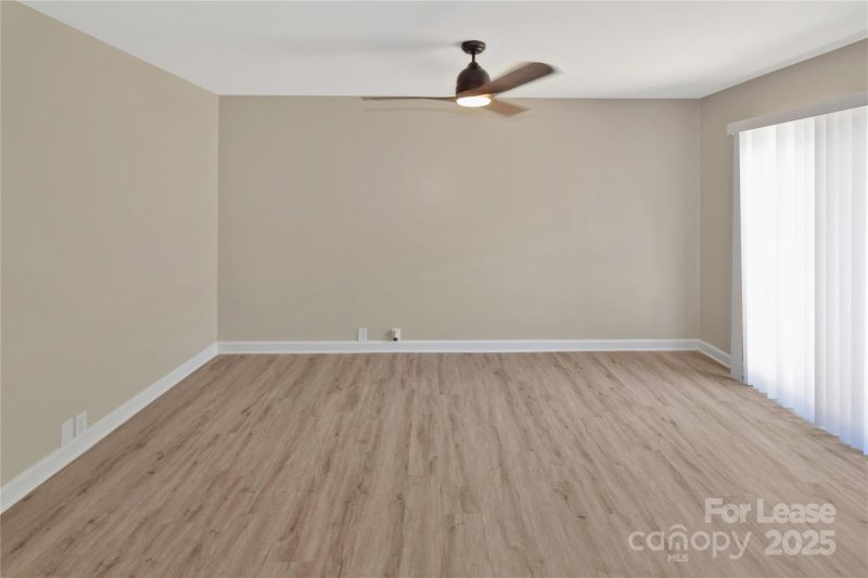 Property image 2 at 7021 Stonington Lane, Charlotte, NC 28227