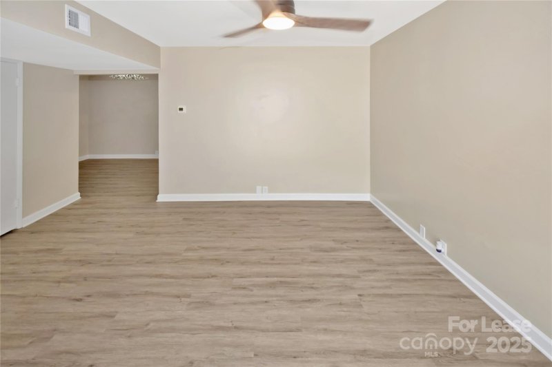 Property image 4 at 7021 Stonington Lane, Charlotte, NC 28227