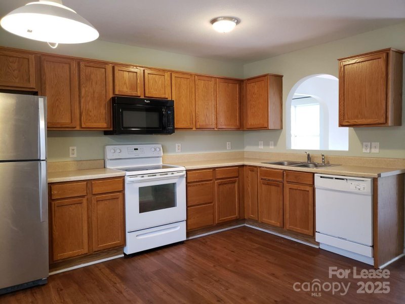 Property image 3 at 7535 Katherine Drive, Denver, NC 28037