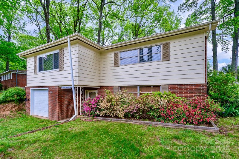 Property image 2 at 1409 Sherwood Drive, Kannapolis, NC 28081