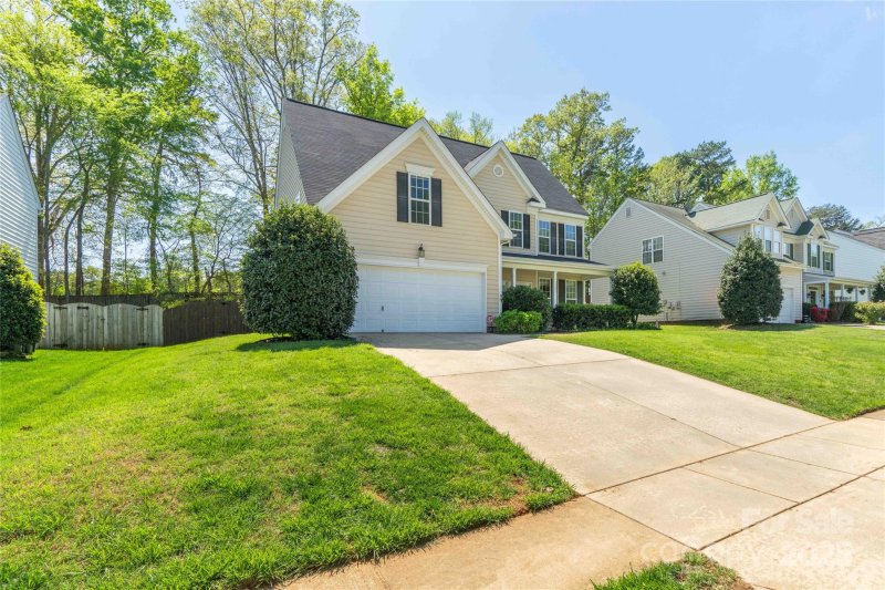 Property image 3 at 7353 Sedgebrook Drive, Stanley, NC 28164