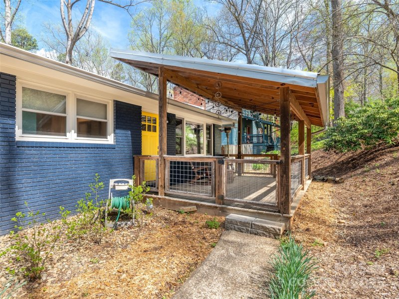 Property image 4 at 93 Morningside Drive, Asheville, NC 28806