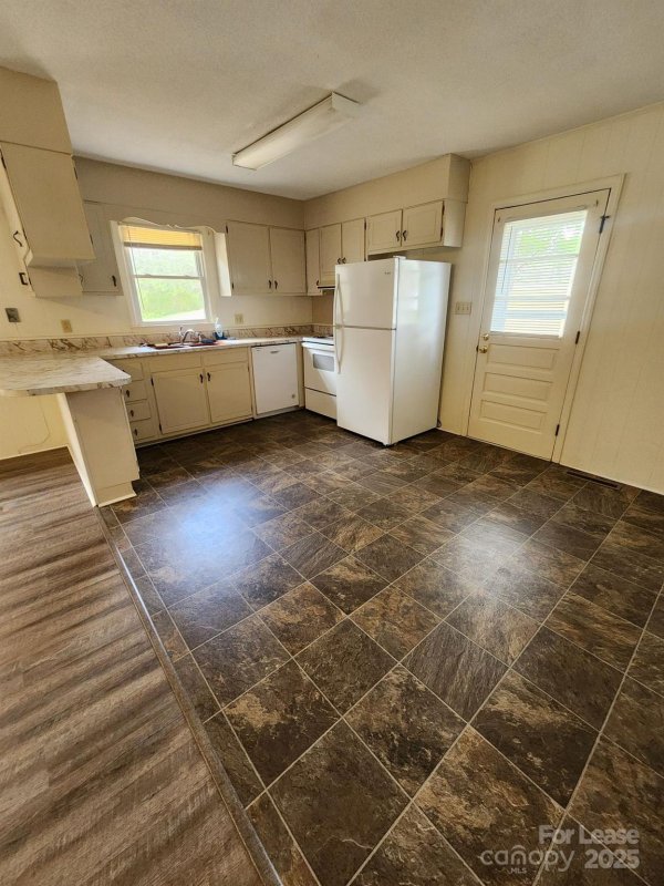 Property image 4 at 208 Cliffside Drive, Kannapolis, NC 28081