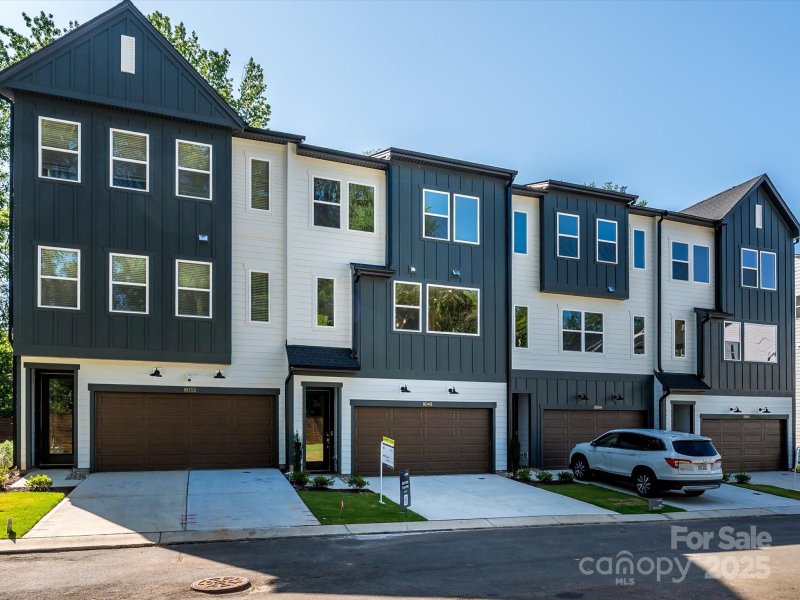 Property image 2 of 8048 Cedarsmith Court in Archer Row, Charlotte, NC 28217