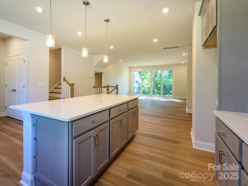 Property image 5 of 8048 Cedarsmith Court in Archer Row, Charlotte, NC 28217