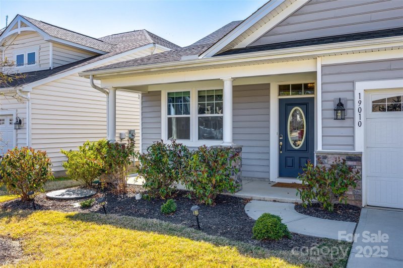 Property image 2 at 19010 Hawk Haven Lane, Charlotte, NC 28278