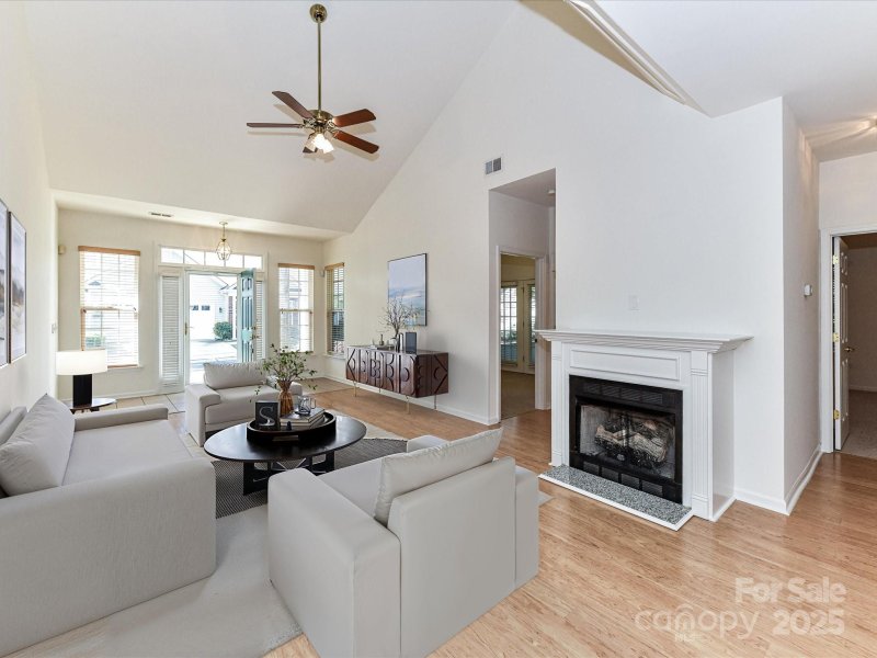 Property image 3 at 11705 Silverado Lane, Charlotte, NC 28277