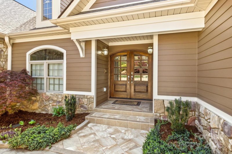 Property image 2 at 22 Valley Drive, Weaverville, NC 28787