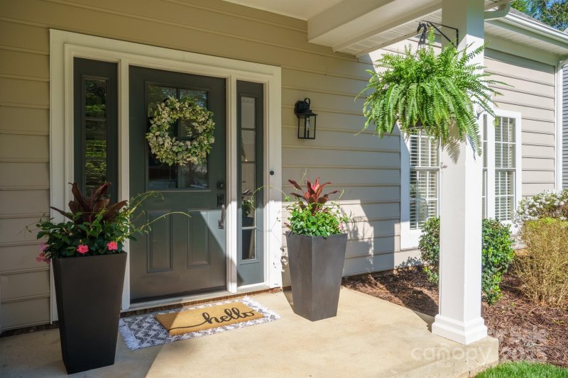 Property image 4 at 8707 Copenhagen Lane, Charlotte, NC 28216