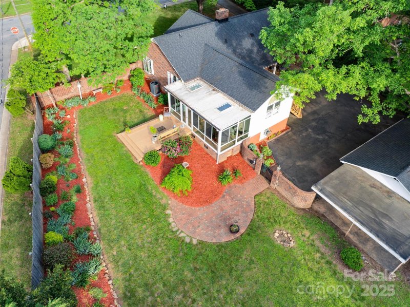 Property image 4 at 1473 12th Street Drive, Hickory, NC 28601