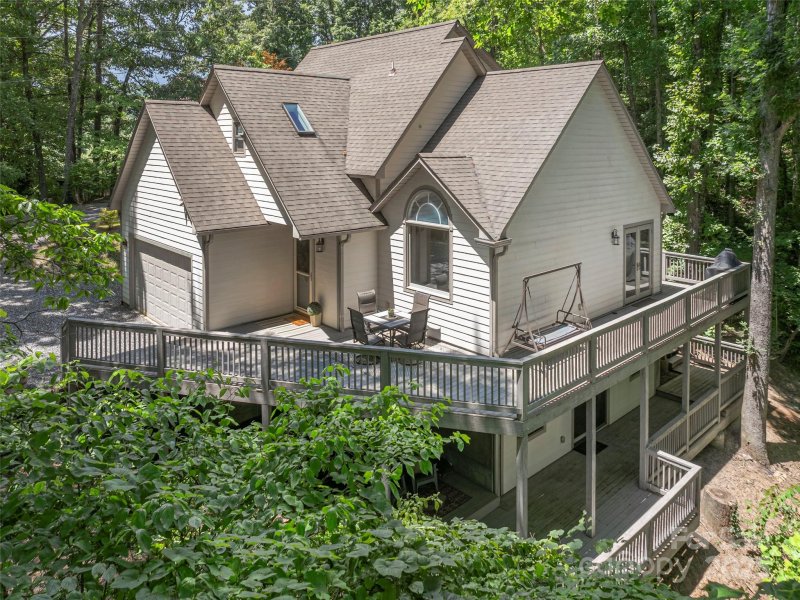 Hazel Hollow, Sylva Community