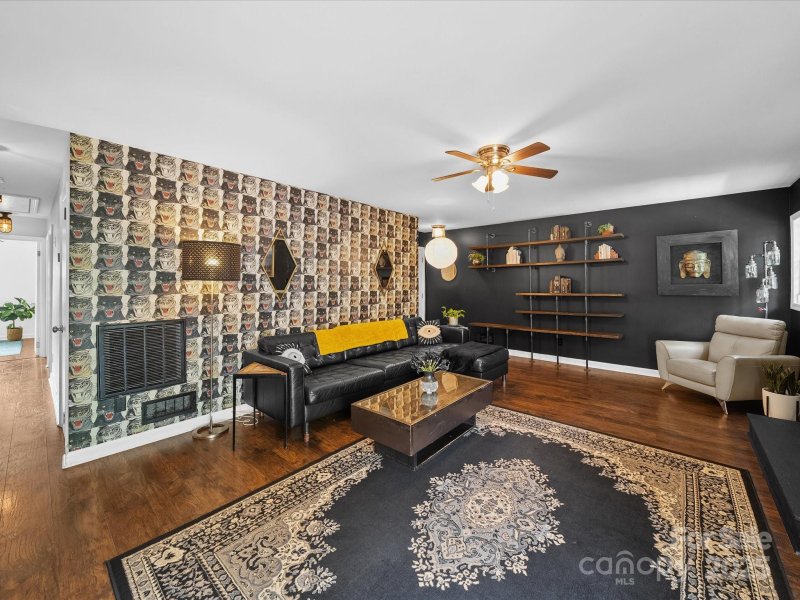 Property image 4 at 4024 Seaforth Drive, Charlotte, NC 28205