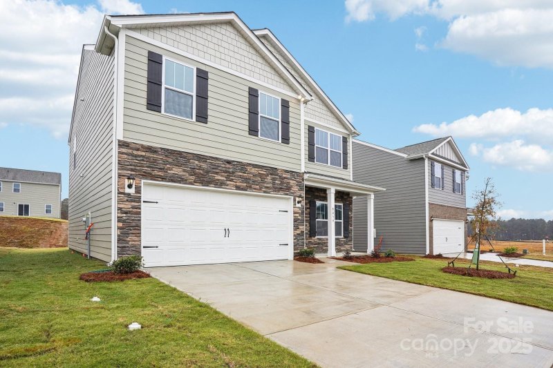 Property image 3 at 8059 Plymouth Drive, Sherrills Ford, NC 28673