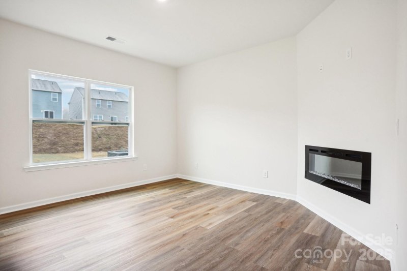 Property image 4 at 8059 Plymouth Drive, Sherrills Ford, NC 28673