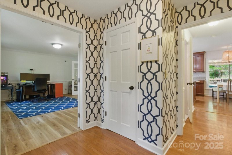 Property image 4 at 7514 Pewter Lane, Charlotte, NC 28270