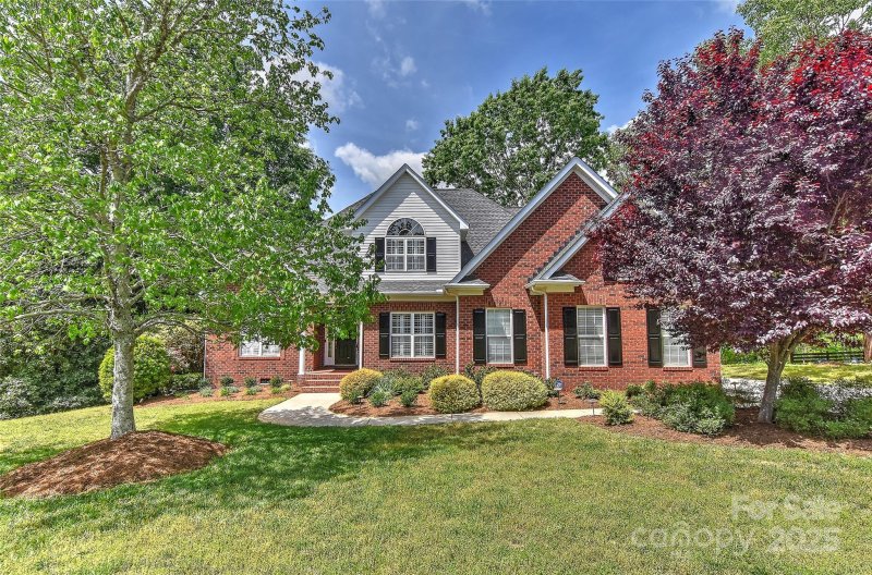 1090 Heather Glen Drive