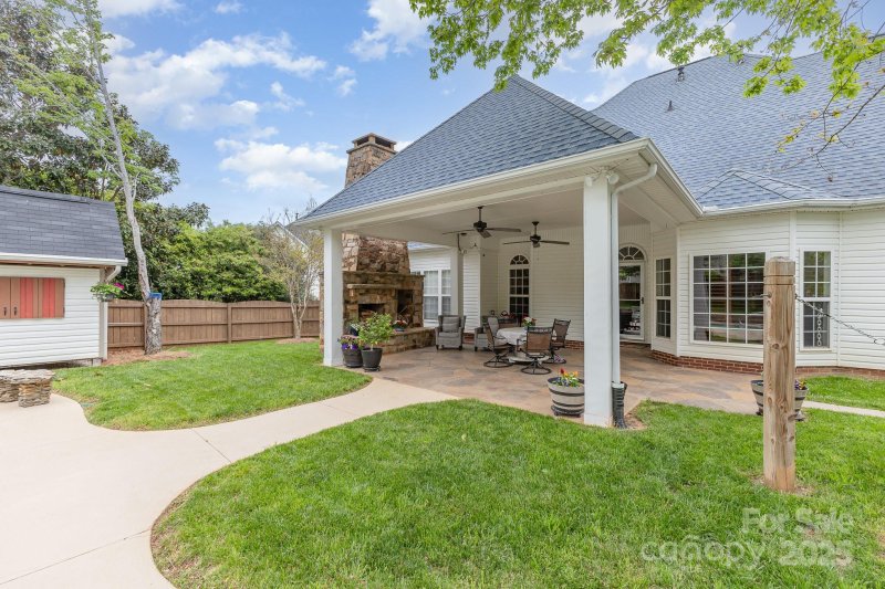 Property image 3 at 212 Horn Tassel Court, Indian Trail, NC 28079