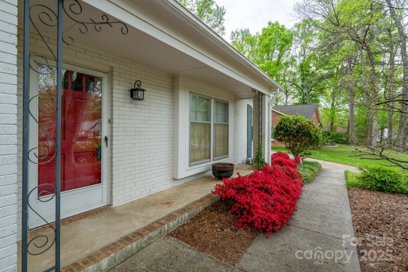 Property image 3 at 6815 Old Post Road, Charlotte, NC 28212