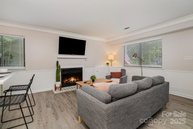 Property image 2 at 7226 Dorn Circle, Charlotte, NC 28212