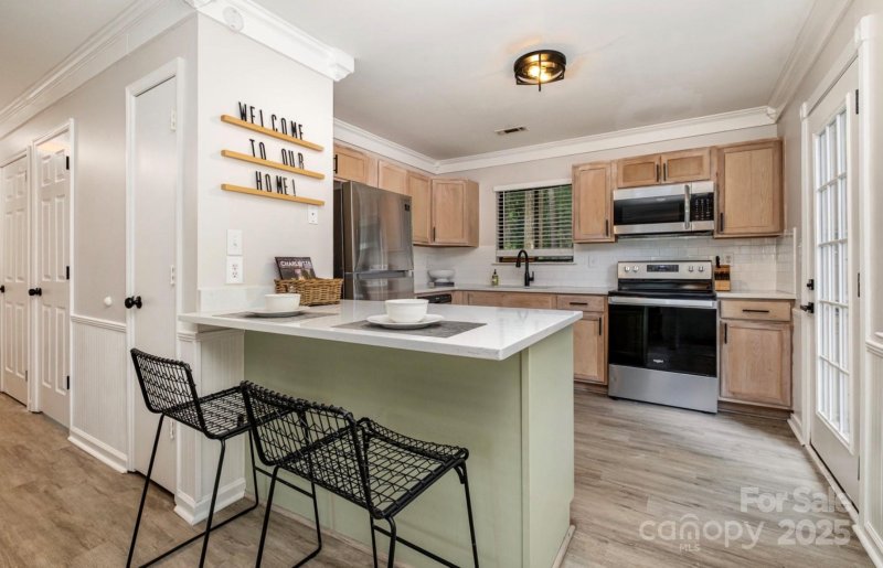 Property image 3 at 7226 Dorn Circle, Charlotte, NC 28212