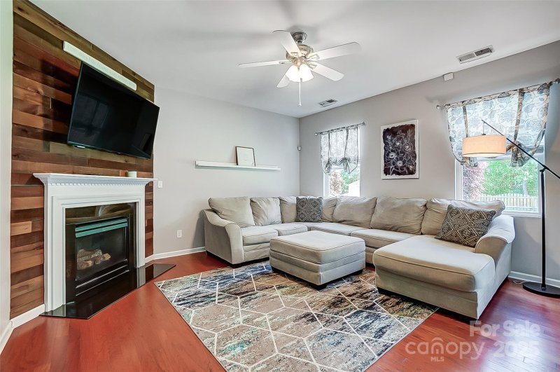 Property image 4 at 13715 Sunrise View Drive, Charlotte, NC 28278
