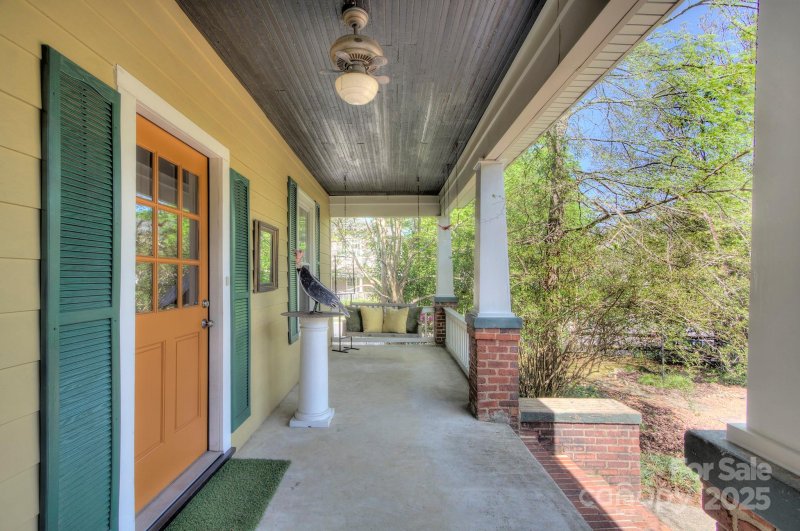 Property image 2 at 1000 E 35th Street, Charlotte, NC 28205