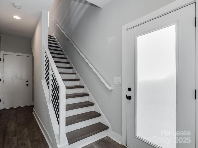 Property image 4 at 1003 Greenleaf Avenue, Charlotte, NC 28202