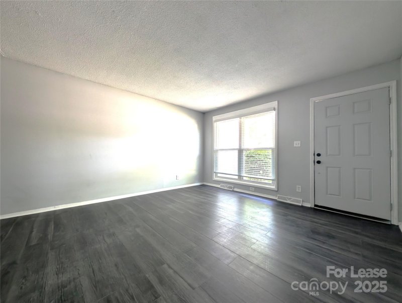 Property image 3 at 1711 Herrin Avenue, Charlotte, NC 28205