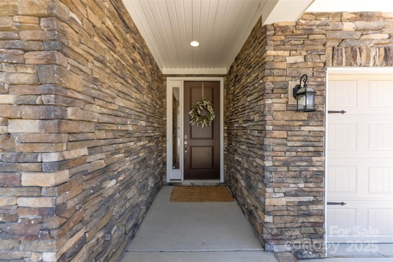 Property image 2 at 15710 Oleander Drive, Charlotte, NC 28278