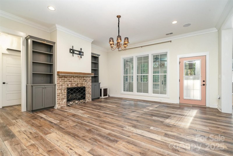 Property image 5 of 2586 Lee Lawing Road in Chancellor Park, Lincolnton, NC 28092