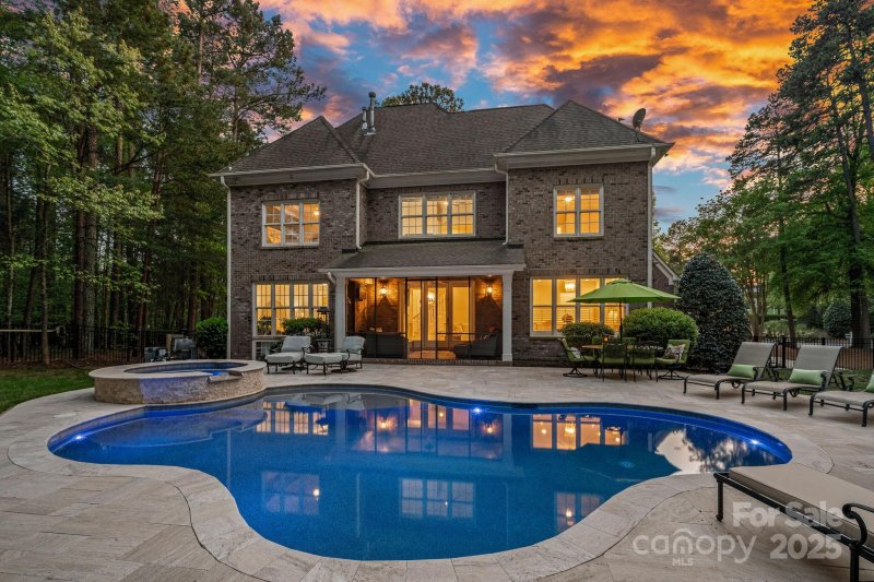 1717 Brawley School Road