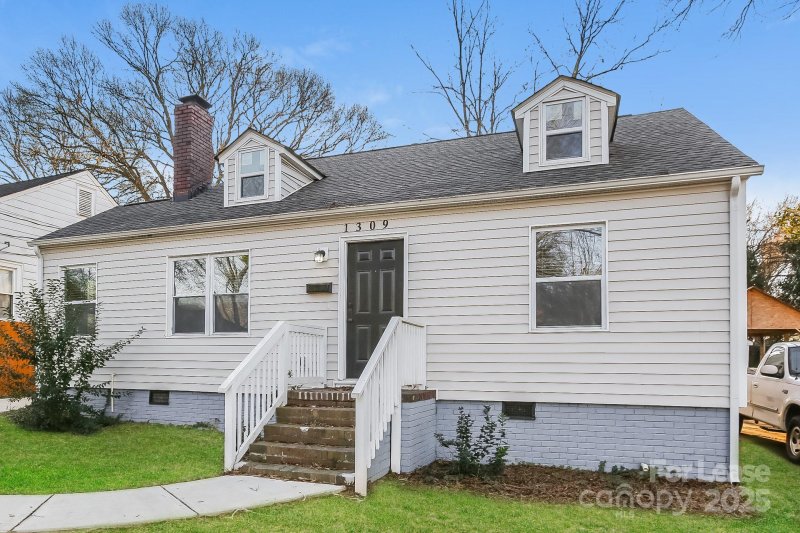 Property image 4 at 1309 Camp Greene Street, Charlotte, NC 28208