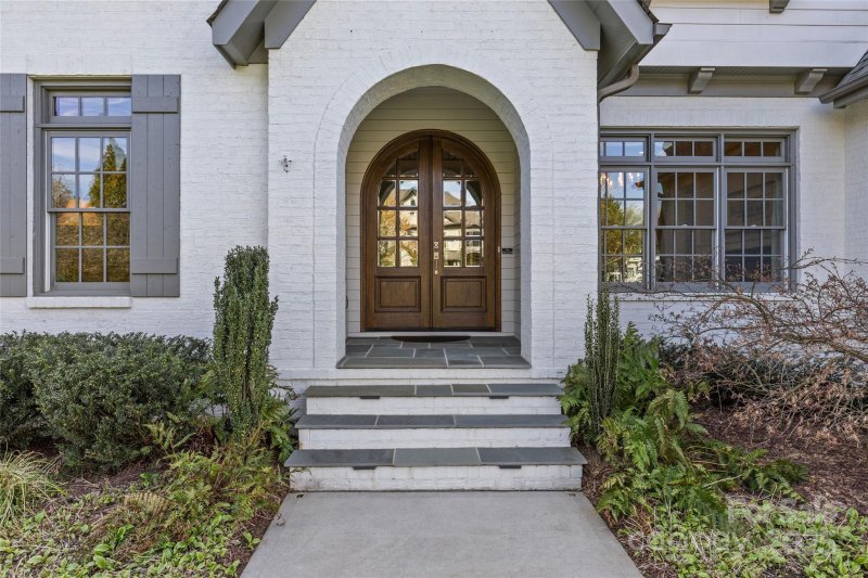 Property image 2 at 2137 Foxcroft Woods Lane, Charlotte, NC 28211