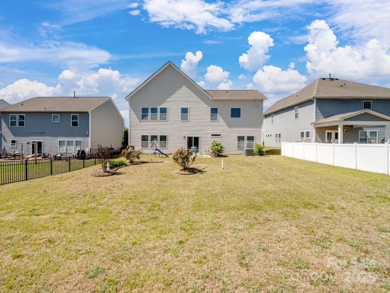 Property image 4 at 79411 Ridgehaven Road, Lancaster, SC 29720