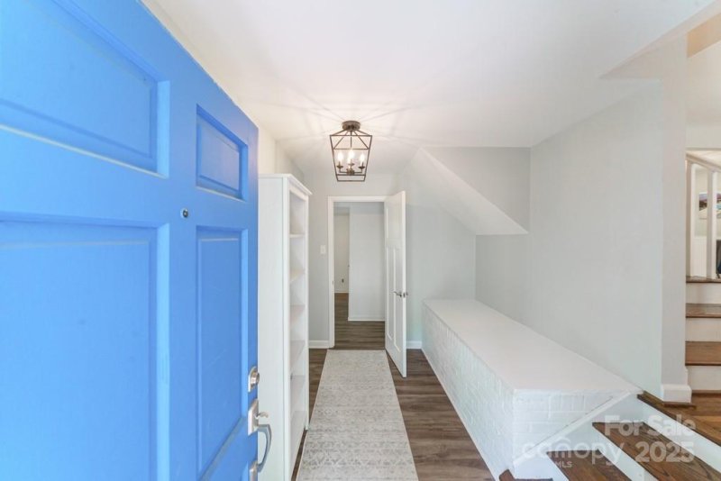 Property image 3 at 4313 Sudbury Road, Charlotte, NC 28205