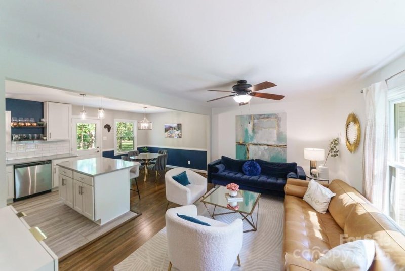 Property image 5 at 4313 Sudbury Road, Charlotte, NC 28205