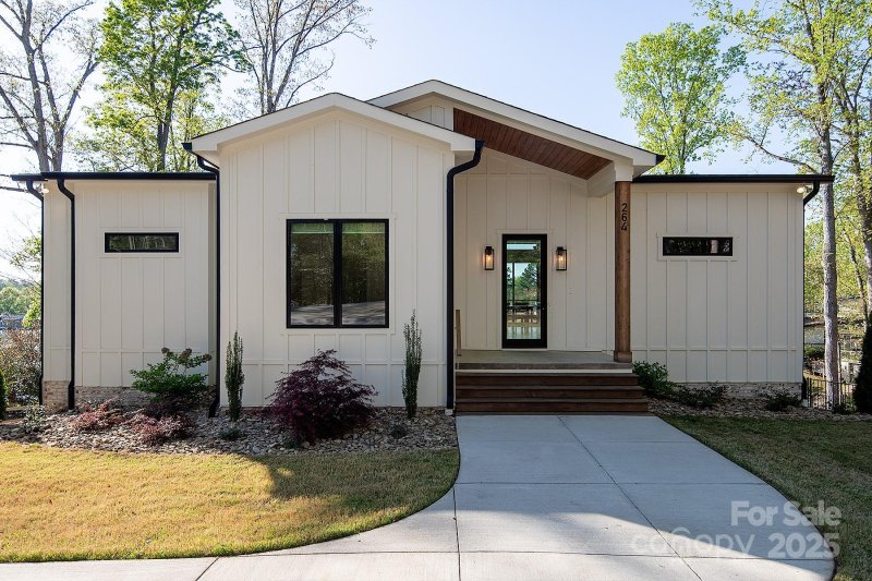 Property image 4 at 264 Fairway Shores Road, Mount Gilead, NC 27306