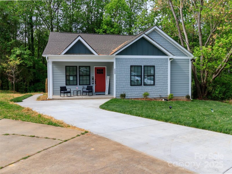 Property image 2 of 2302 Jordi Way in Northridge Village, Charlotte, NC 28213