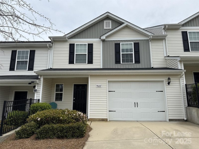 Property image 2 at 4022 Rosfield Drive, Charlotte, NC 28214