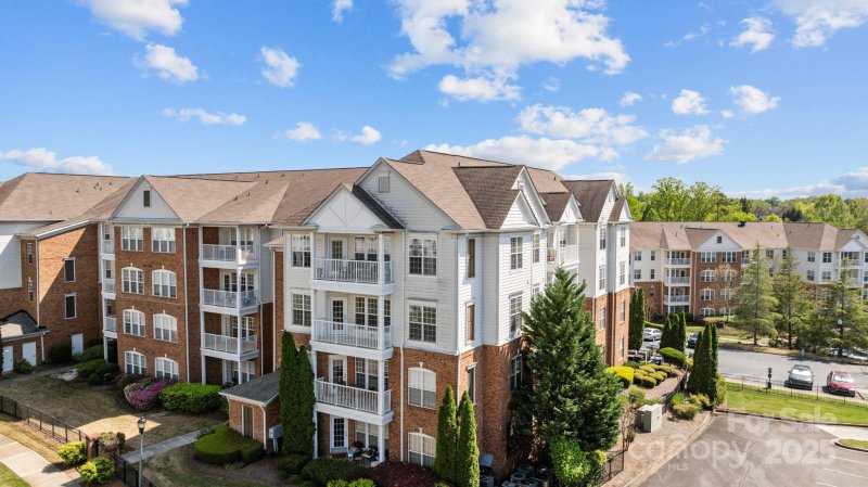 14869 Santa Lucia Drive