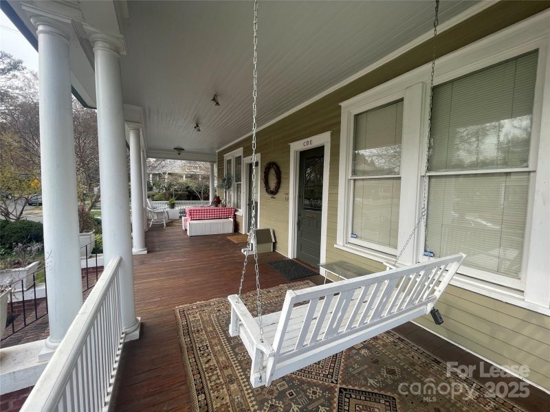 Property image 2 at 501 E Kingston Avenue, Charlotte, NC 28203
