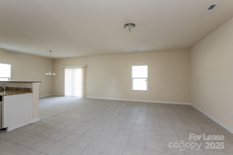 Property image 2 at 2930 Patishall Lane, Charlotte, NC 28214