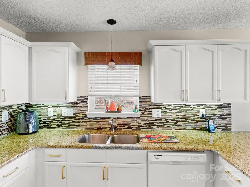 Property image 4 at 115 Keswick Lane, Mooresville, NC 28117