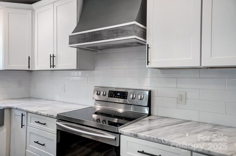 Property image 5 at 3612 Cobbleridge Drive, Charlotte, NC 28215