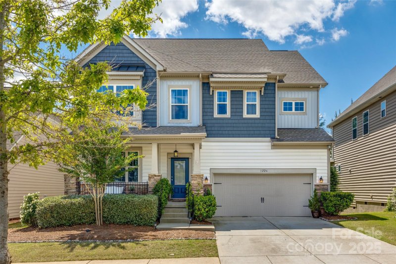 1226 Clingman Drive