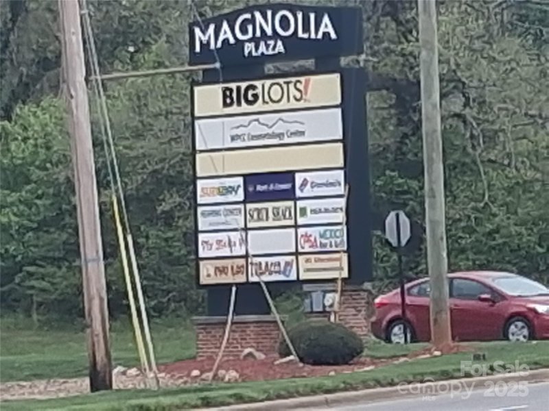 Property image 2 of 2244 Magnolia Place in Maverick Acres, Morganton, NC 28655