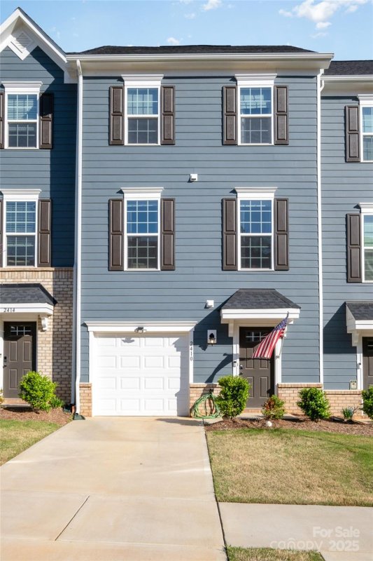 Property image 4 at 2410 Dr Carver Road, Charlotte, NC 28208